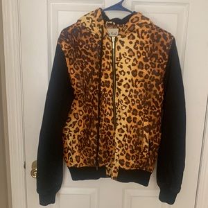 Cheetah zip up hoodie warm and cute